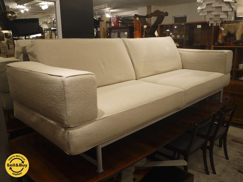イタリア製 Cassina カッシーナ REEF リーフ ソファ～一切の無駄を省き、洗練されたスタイリッシュな姿～【買取と販売とレンタルのお店】