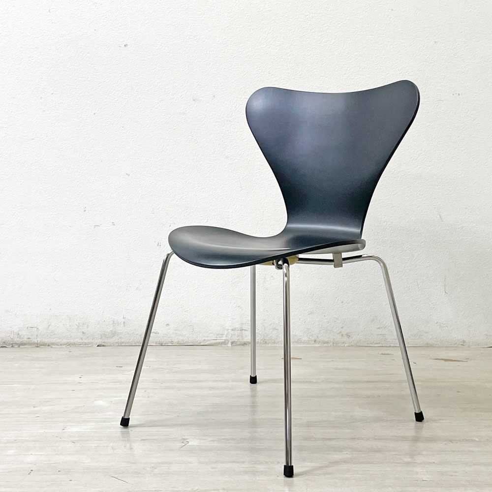 【祖師ヶ谷大蔵店】フリッツハンセン Fritz Hansen セブンチェア ダイニングチェア ブラック ラッカー再塗装 アルネ・ヤコブセン デンマーク 北欧家具 買取させていただきました。