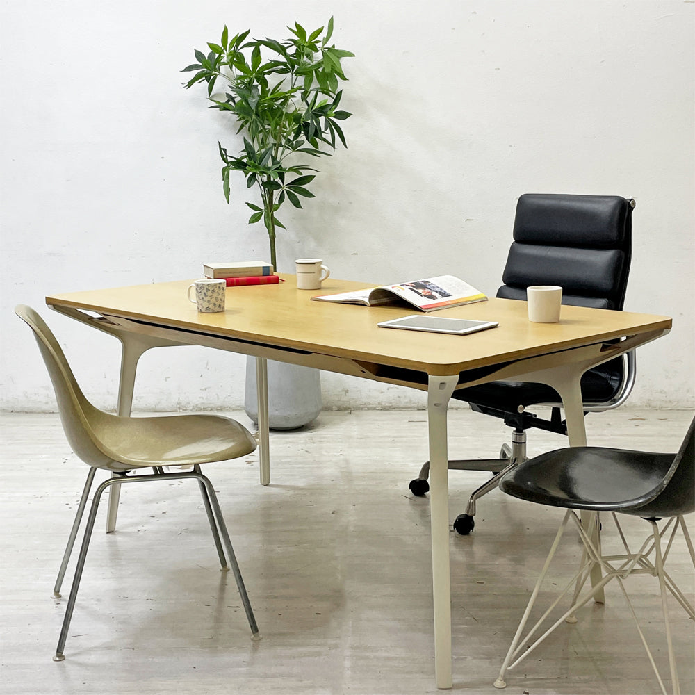 【祖師ヶ谷大蔵店】ハーマンミラー Herman Miller カラフテーブル Carafe Table デスク ダイニングテーブル ドロワー付き W160cm 参考価格約533,500円 廃番 買取させていただきました。