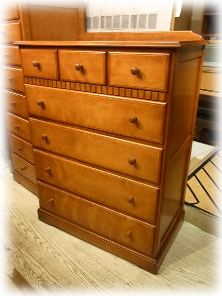 素敵なクラシック空間を彩るトラディショナル家具入荷♪ 横浜ダニエル　daniel　5段チェスト 8段トールチェスト ライティングビューロー ブックシェルフ【買取と販売とレンタルのお店】