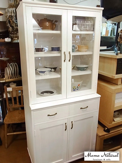 パイン材の木目が薄らと見えるオフホワイトが、お部屋を優しく彩る☆　モモナチュラル Momo Natural 『ランド LAND カップボード 白』【買取と販売とレンタルのお店】