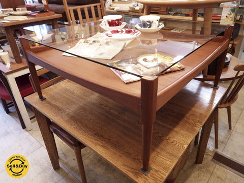 HIKE / ハイク 中目黒 ガラス×チーク『 BESPOKE Glass sofa table / ガラスソファテーブル 』北欧デザイン ～ 人気の受注生産プロダクト！ ～【買取と販売とレンタルのお店】