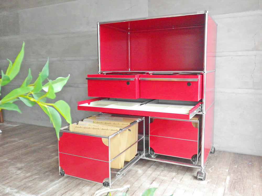 USMハラー USM Haller モジュラーファニチャー ハラーシステム ファイルキャビネット エクステンションシェルフ ファイリングフレーム キャスター付 レッド 総額30万円以上 ～洗練された機能とデザインの同居～