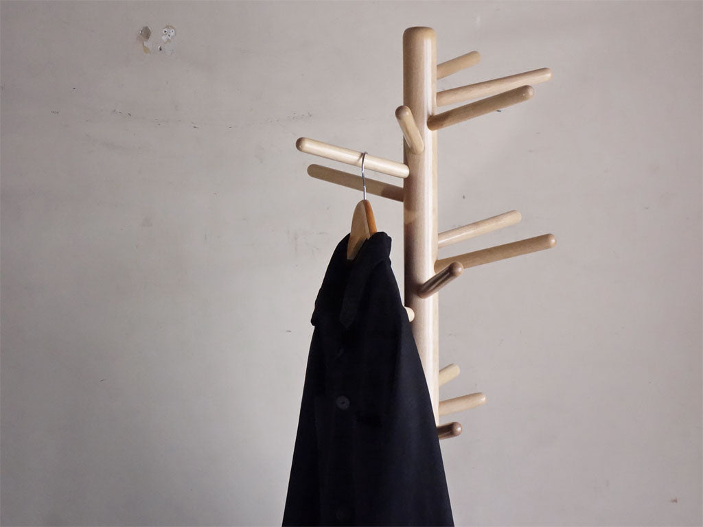 アルテック artek コートスタンド 160 CLOTHES TREE バーチ材 アンナ=マイヤ・ヤーティネン ～樹木のような佇まい～