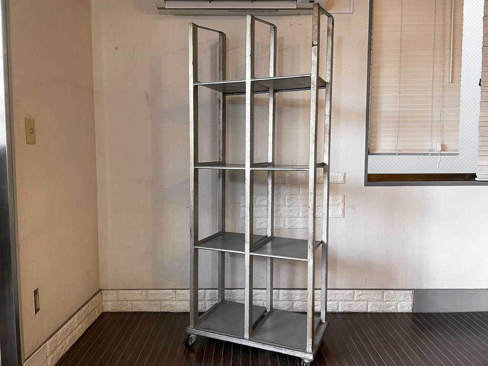 インダストリアルデザイン Industrial design スチール製 オープンシェルフ 2列4段 H185cm キャスター付き 店舗什器  中古品  買い取りしました。