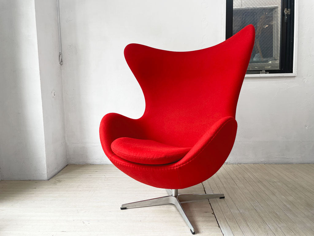フリッツハンセン Fritz Hansen エッグチェア Egg chair アルネ・ヤコブセン Divina Melangeレッド アルミニウムベース デンマーク 参考定価 ￥1,191,300- 中古品 買い取りしました。