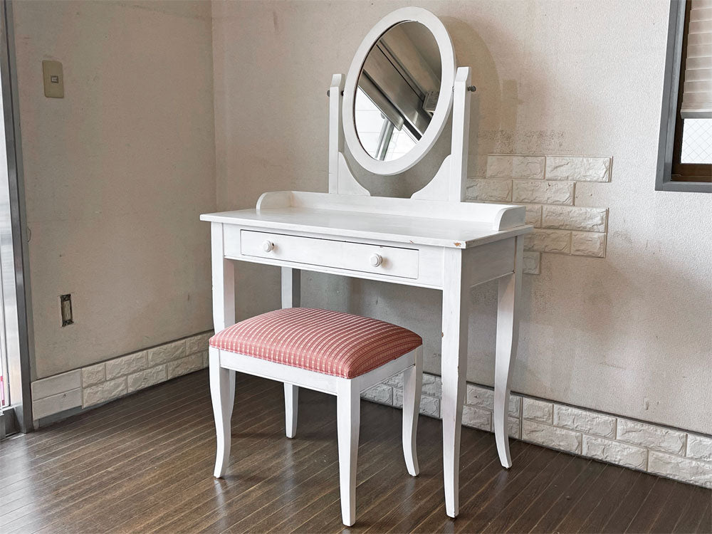 イーセンアーレン ETHAN ALLEN ドレッサー & スツール 2点セット ホワイトペイント シャビーシック アメリカ  中古品  買い取りしました。