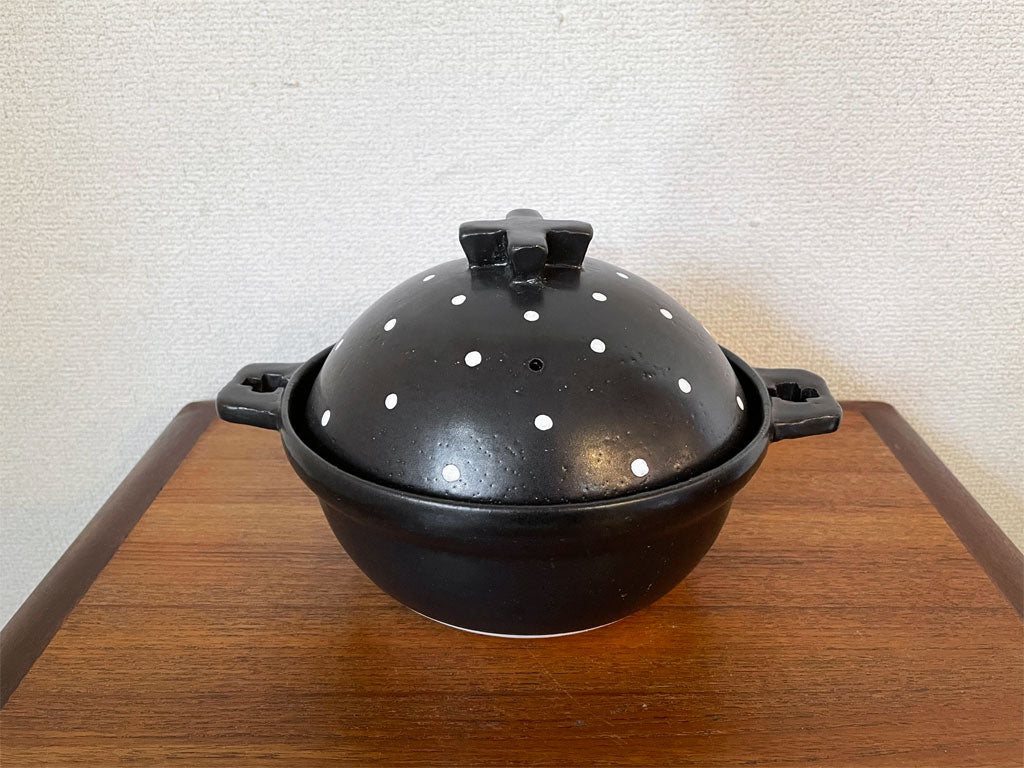 宇田康介・令奈 小鍋 両手鍋 土鍋 蓋つき ドット柄 クロス取手 黒 Φ18.5cm 信楽焼 現代作家  中古品  買い取りしました。