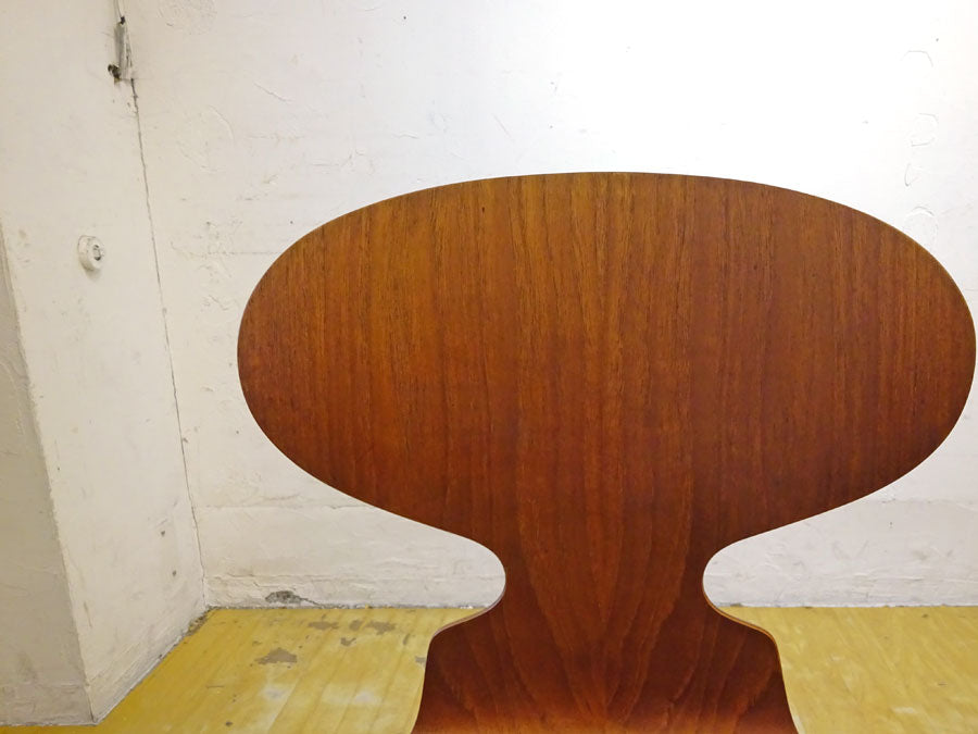 フリッツ ハンセン Fritz Hansen ビンテージ アントチェア チークプライウッド 3本脚 下北沢 中古品 買い取りしました。
