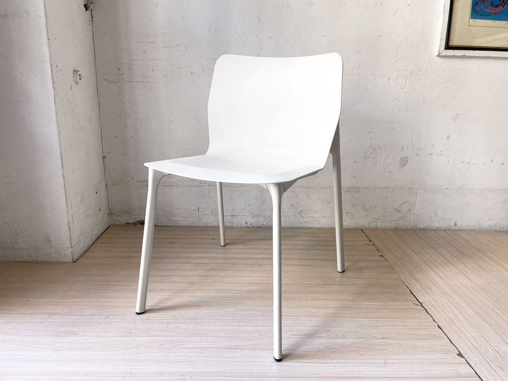 ウィルクハーン Wilkhahn シャシィ Chassis 多目的チェア ダイニングチェア ポリプロピレン製 ドイツ ホワイト 中古品 買い取りしました。