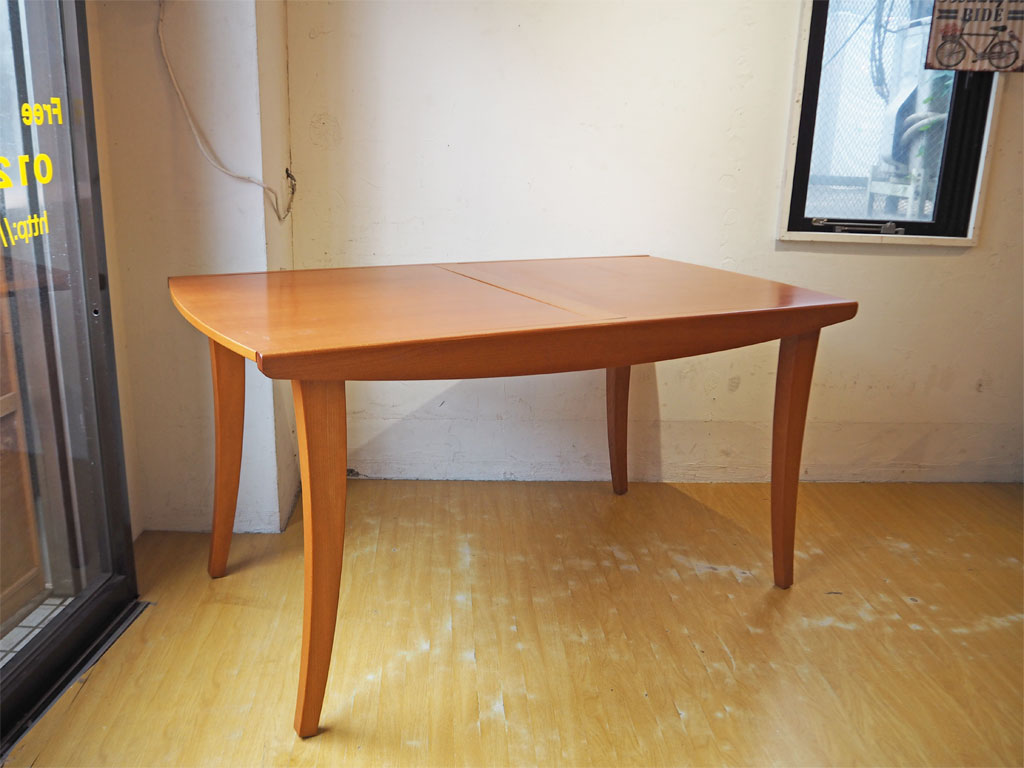 カリガリス calligaris 伸長式 エクステンションダイニングテーブル 蛇腹 モダンデザイン イタリア 中古品 買い取りしました。