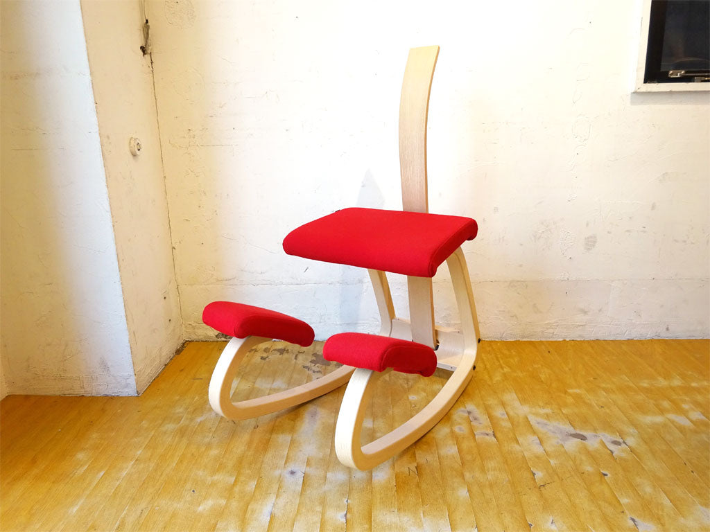 バリエール VARIEL バリアブル バランスチェア+背もたれ レッド 人間工学 ストッケ STOKKE 中古品 買い取りしました。