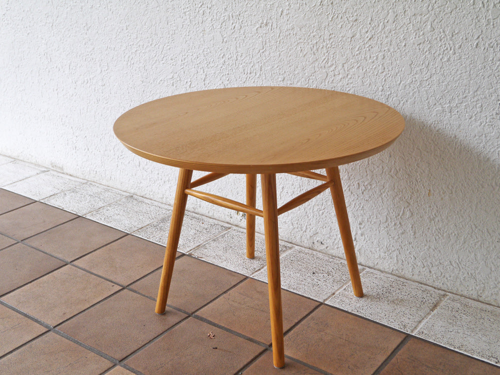 イデー IDEE アーオ AO テーブル ナチュラル アッシュ材 円形 ローテーブル 定価￥46,200- 岡嶌要 ～ ちょこんとした可愛らしさ ～