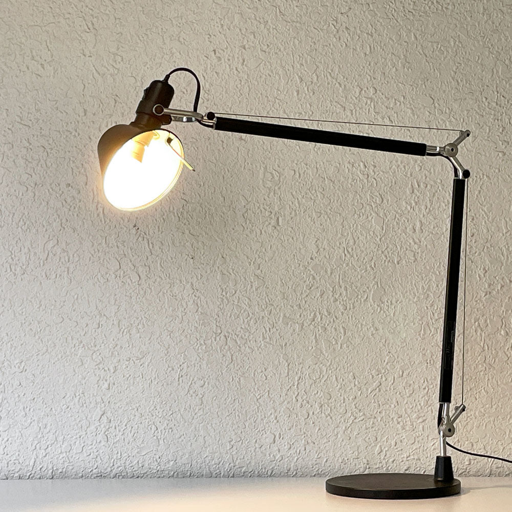  【用賀店】アルテミデ Artemide トロメオ TOLOMEO タボロ TAVOLO デスクライト テーブルランプ ブラック ミケーレ・デ・ルッキ Michele De Lucchi 買取させていただきました。