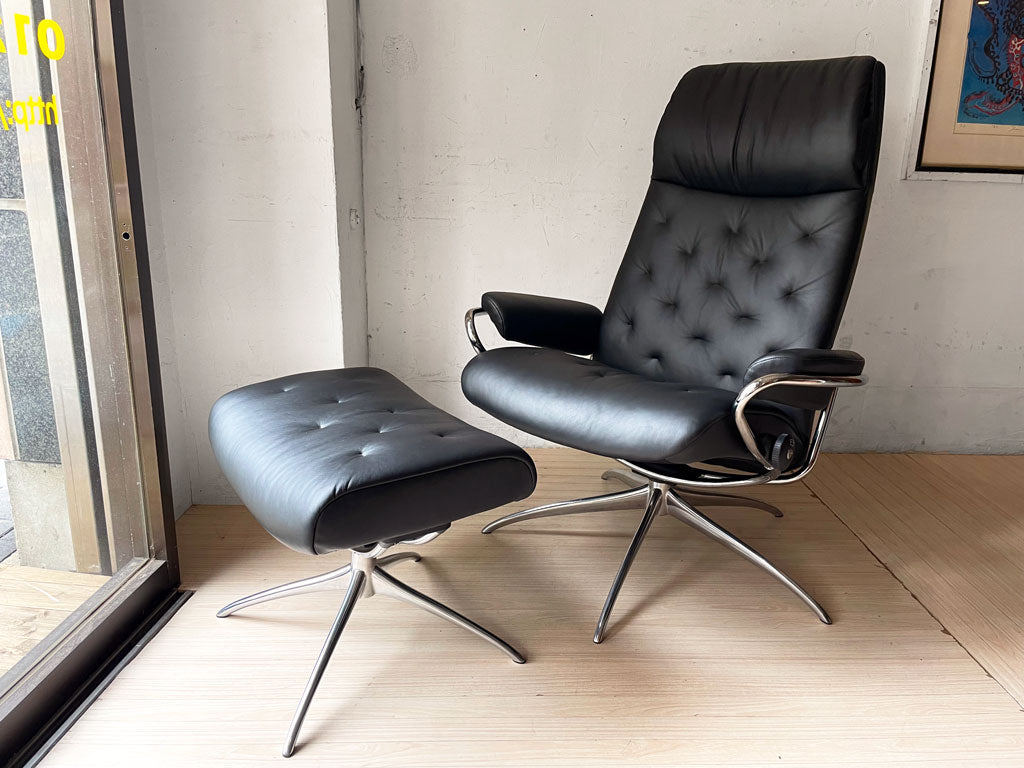 エコーネス EKORNES ストレスレス Stressless メトロ Metro ハイバック リクライニングチェア & オットマン Mサイズ ブラック レザー 本革 中古品 買い取りしました。