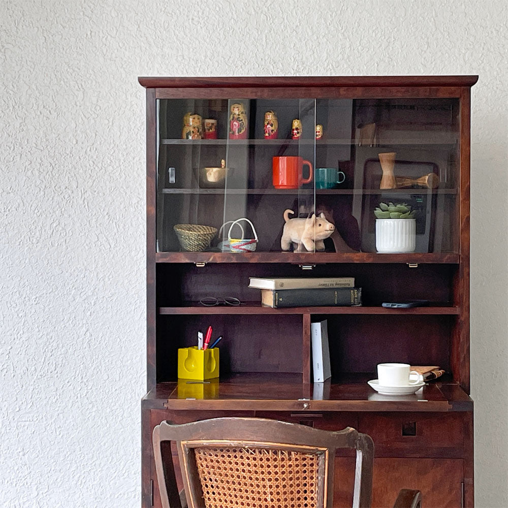 ビンテージ Vintage 木製 食器棚 カップボード ビューローキャビネット ガラス扉 民芸調 和家具 和モダン ～今なお生きる先人たちの知恵と個性～