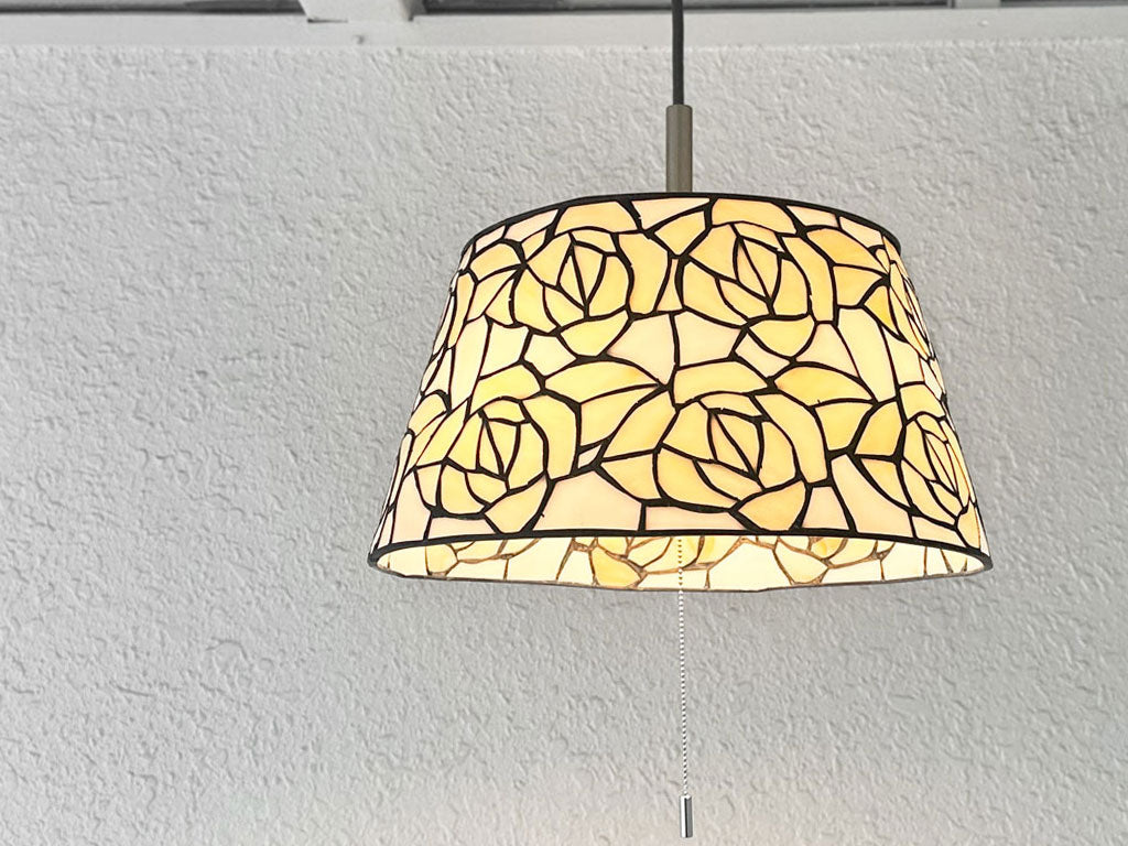 アンティークスタイル Antique style ステンドグラス ペンダントライト ローズ ライトブラウン 3灯 中古品 買い取りしました。