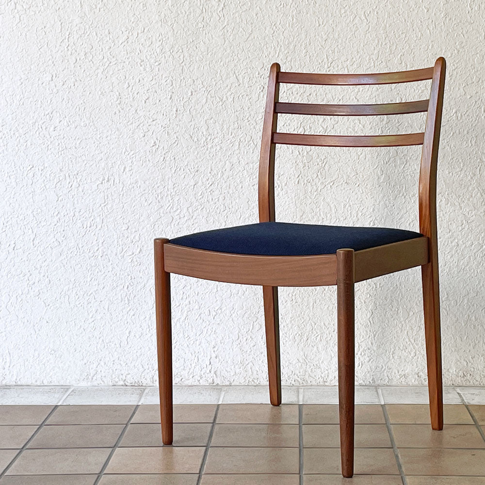  【用賀店】エベネゼルグーム Ebenezer Gomme ジープラン G-PLAN チーク材 ダイニングチェア Victor Wilkins ファブリック張替え済 英国 UKビンテージ 買取させていただきました。