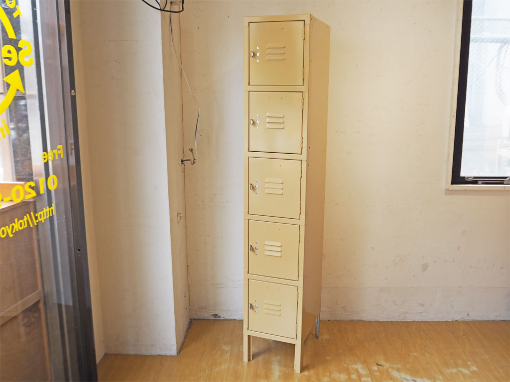 リオン LYON スチールロッカー 5-TIER LOCKER ルーバードア Sand 5段 P.F.S 取扱 USA 中古品 買い取りしました。