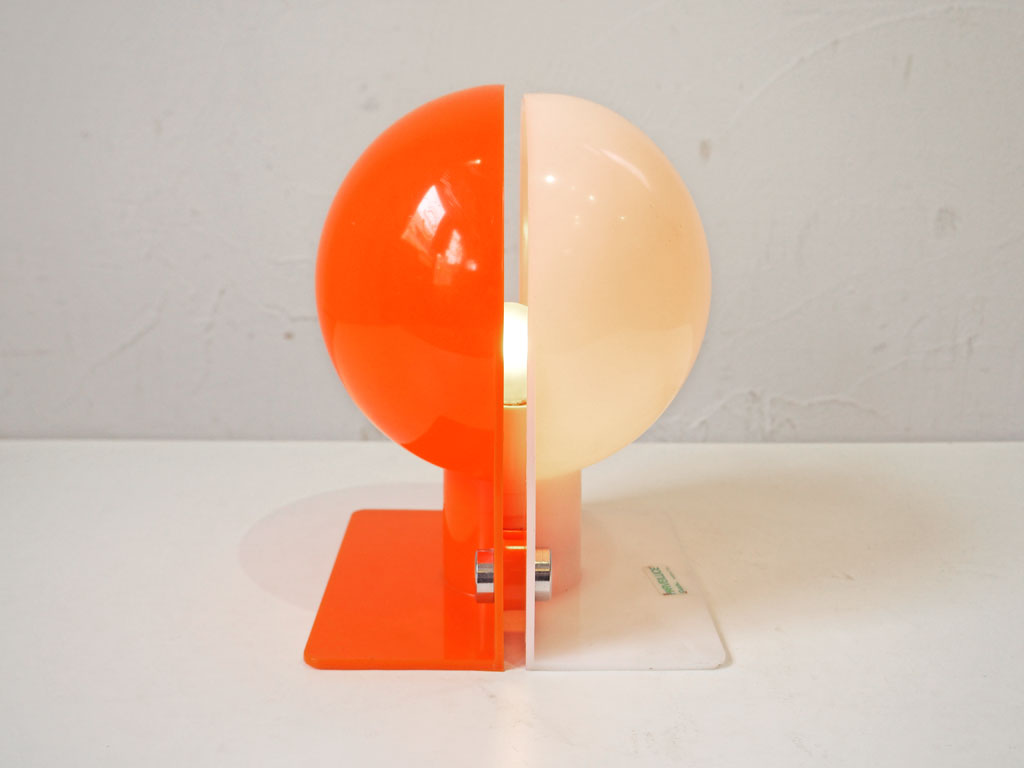 グッチーニ guzzini Sirio テーブルランプ 70'sビンテージ ホワイト x オレンジ スペースエイジ ミッドセンチュリー 中古品 買い取りしました。