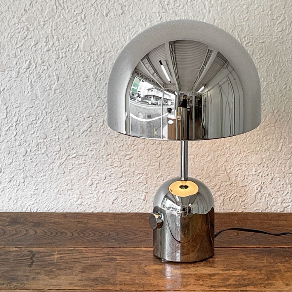  【用賀店】トムディクソン Tom Dixon ベル テーブルライト BELL TABLE LAMP クローム 無段階調光式 定価￥143,000- 買取させていただきました。