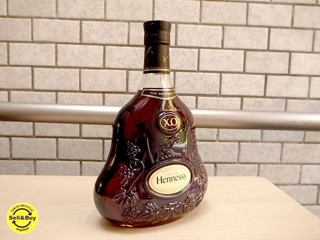 未開栓 Hennessy ヘネシー XO 黒キャップ EXTRA OLD 箱有   古酒、お酒を買取りしました。