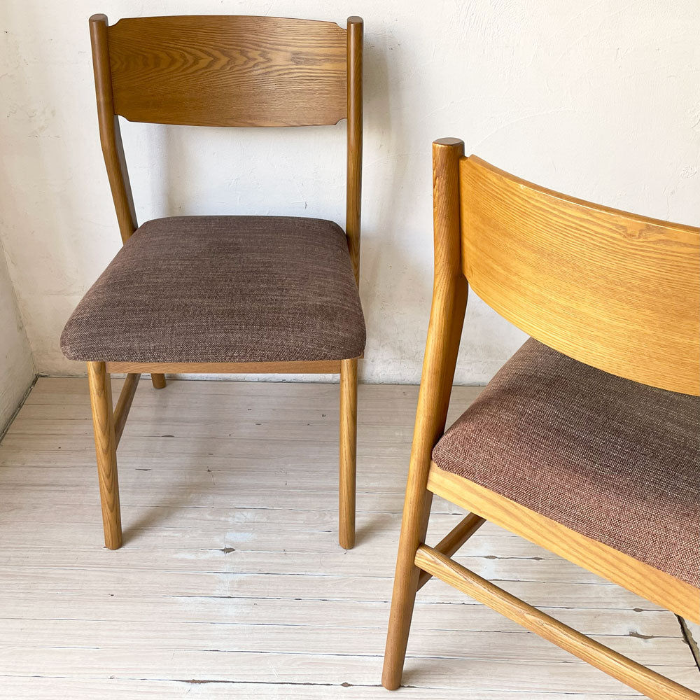 【下北沢店】ウニコ unico シグネ SIGNE ダイニングチェア アッシュ材 ナチュラル 北欧スタイル 計２脚 買取させていただきました。