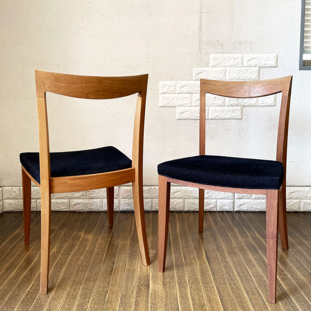 【経堂店】リッツウェル Ritzwell カレッツァ CAREZZA ダイニングチェア ウォールナット ネイビー系ファブリック 計2脚 買取させていただきました。