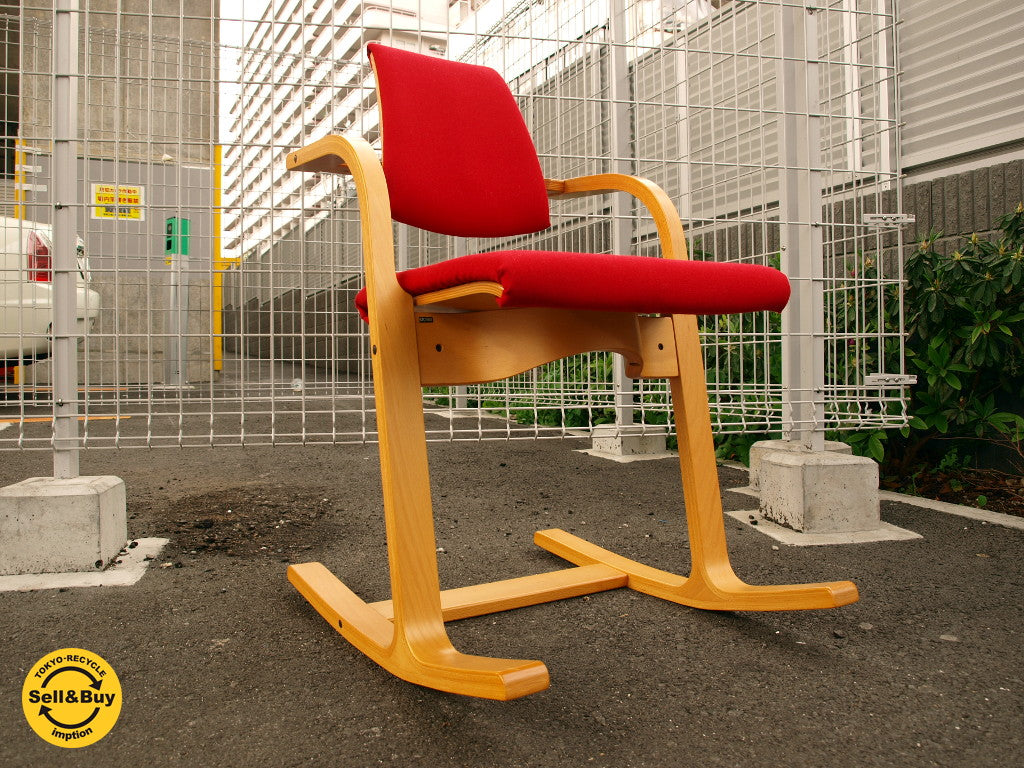 ストッケ STOKKE ヴァリエール アクチュラム バランスチェア 北欧 ロッキングチェア デスクチェア ～ 椅子としての全ての要求を答えてくれるチェア 【 買取と販売とレンタルのお店 】