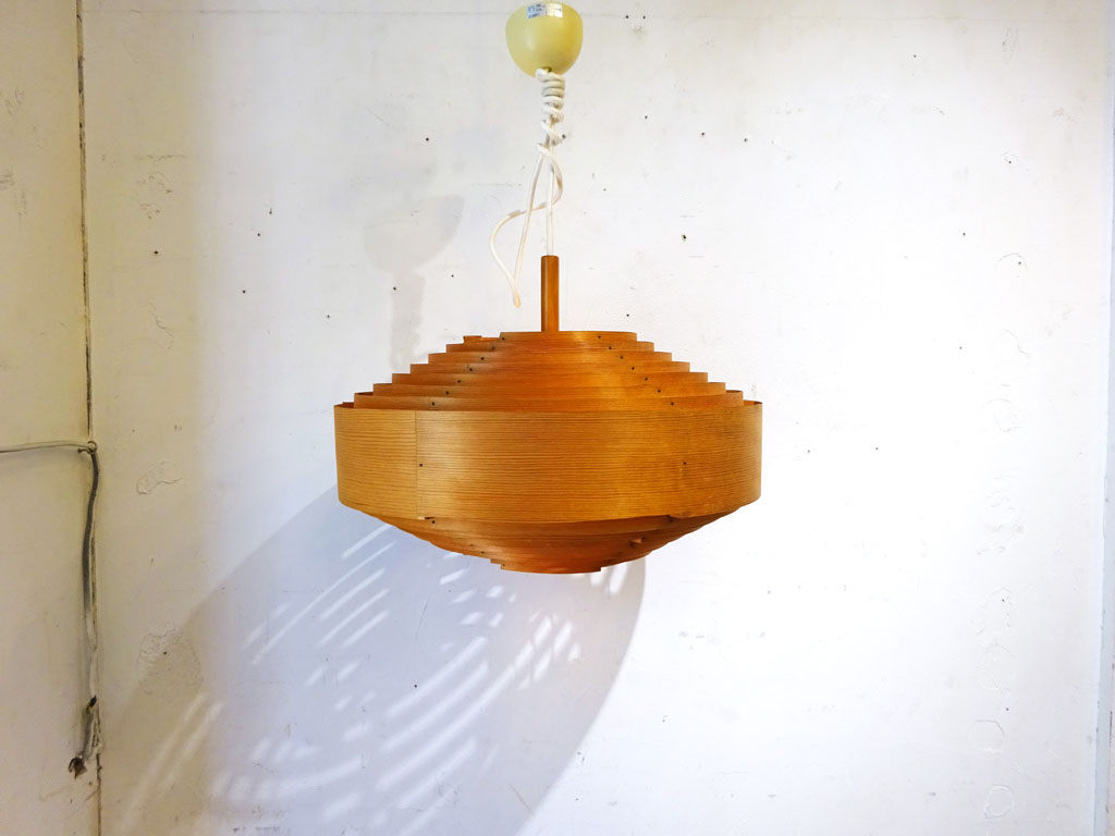 ヤマギワ yamagiwa ヤコブソンランプ JAKOBSSON LAMP ペンダントライト ハンス・アウネ・ヤコブソン Hans-Agne Jakobsson Φ48ｃｍ 下北沢店 中古品 買い取りしました。