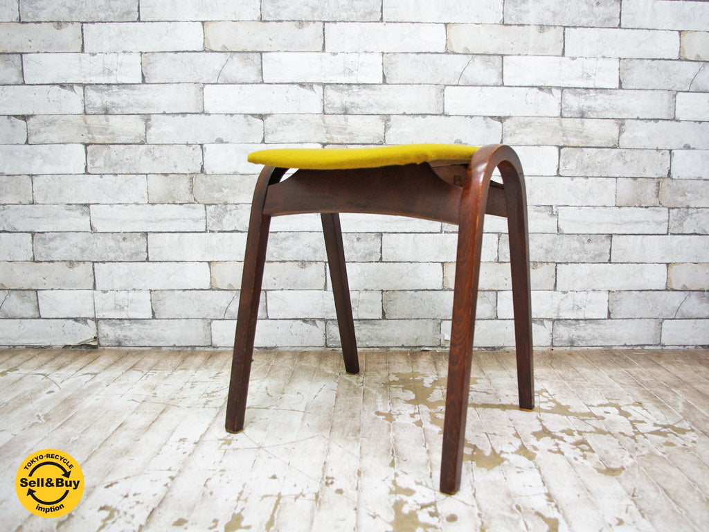 秋田木工 Akimoku スツール No.202 剣持勇 スタッキングスツール オリーブ ファブリック張替え済み  中古品 買い取りしました。祖師ヶ谷大蔵店 出張買取もお任せ下さい。