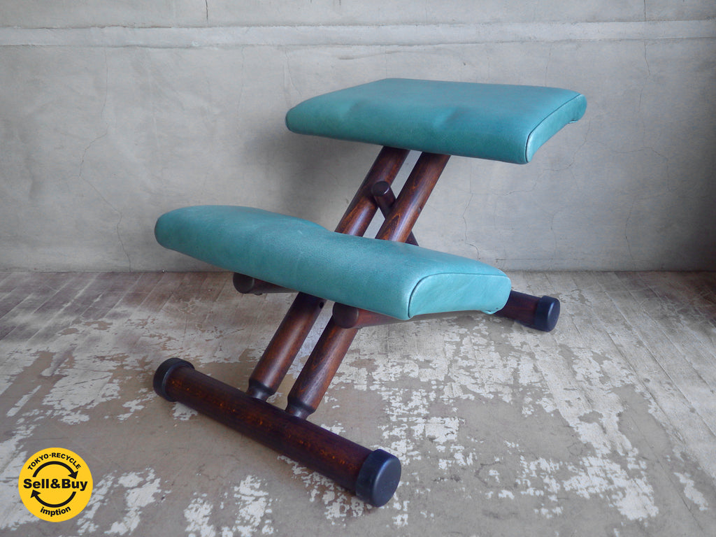 ストッケ STOKKE マルチバランス MALTI balans バランスチェア 学習椅子 レザー仕様 北欧 ノルウェー 中古品 買い取りしました。