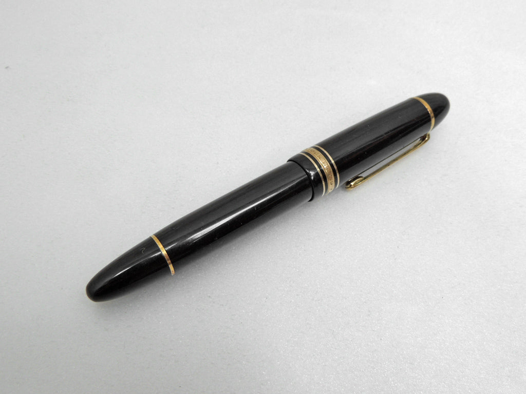 モンブラン MONBLANC マイスターシュテック No.149 万年筆 インク吸入式 M 14C 中古品 買い取りしました。