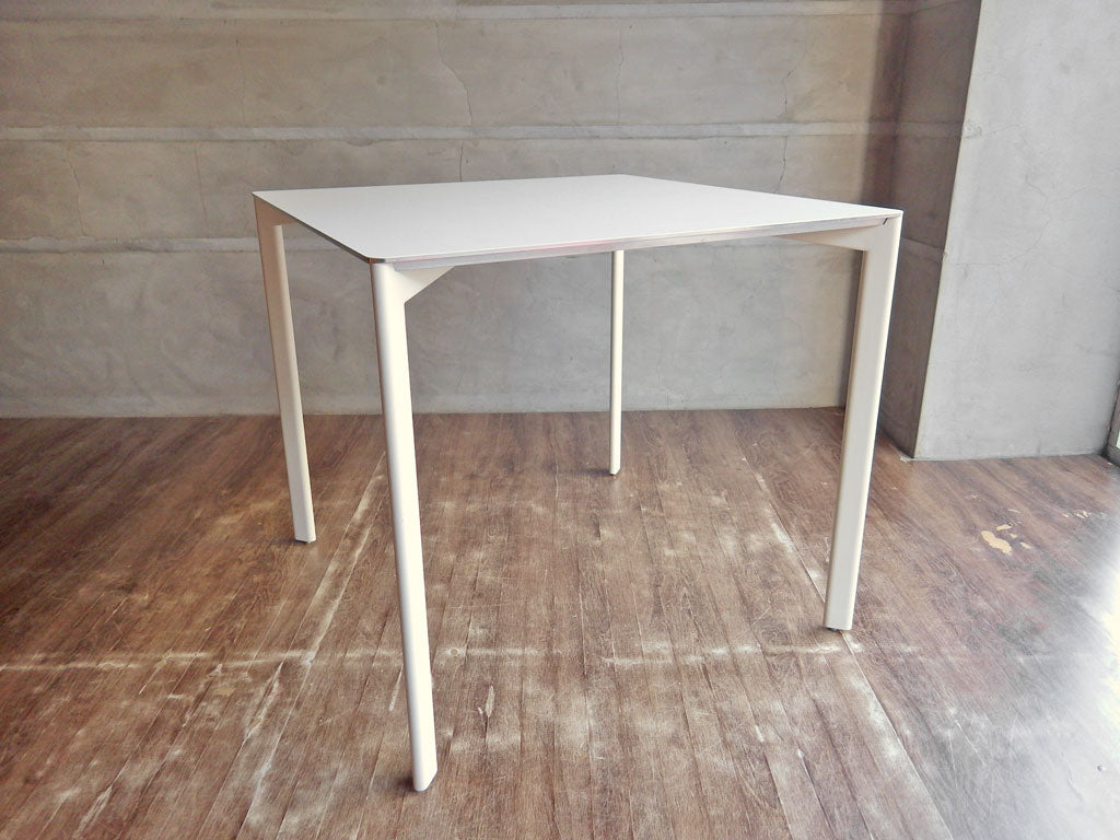 カッシーナイクスシー Cassina ixc リトモ RITMO ダイニングテーブル W80 ホワイトメラミン天板 定価161,700 円 中古品 買い取りしました。