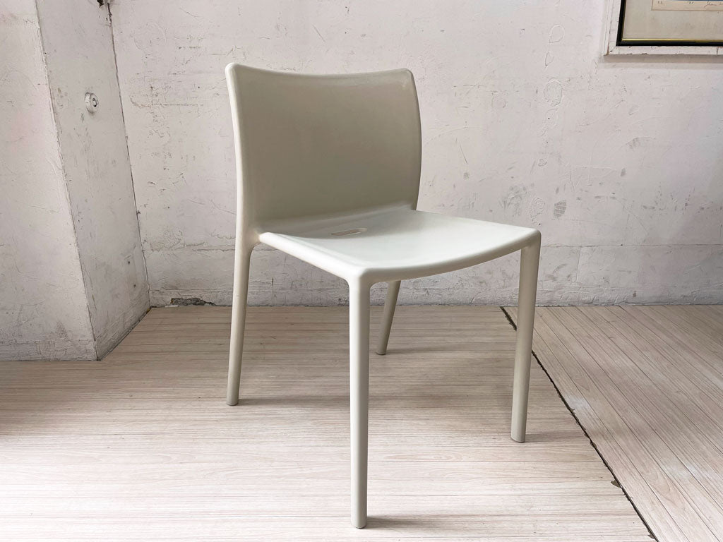 マジス MAGIS エアチェア AIR CHAIR スタッキングチェア ダイニングチェア ホワイト ジャスパー・モリソン 中古品 買い取りしました。