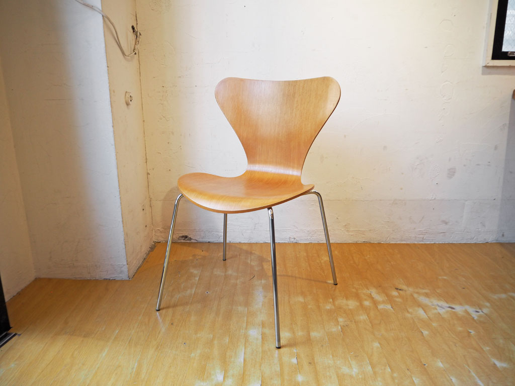 フリッツ ハンセン Fritz Hansen 正規品 セブンチェア SEVEN ビーチ材 1989年 ナチュラルウッド アルネ・ヤコブセン 中古品 買い取りしました。