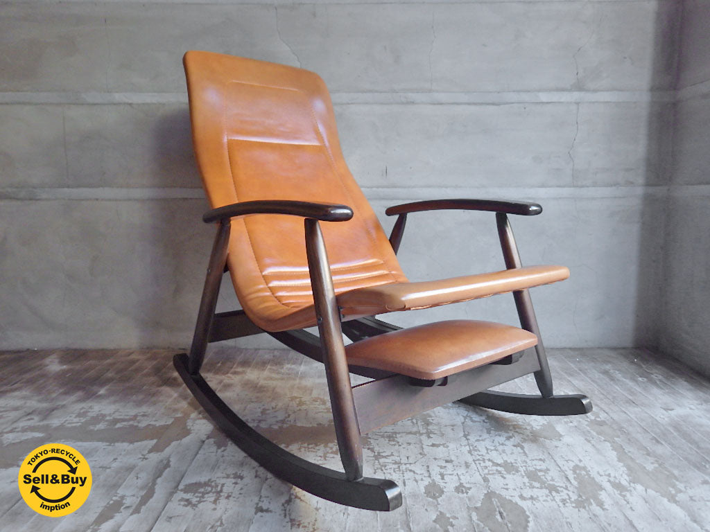 松田家具 マツダ ビンテージ フットレスト付 ロッキングチェア　中古品 買い取りしました。学芸大学店 出張買取もお任せ下さい。