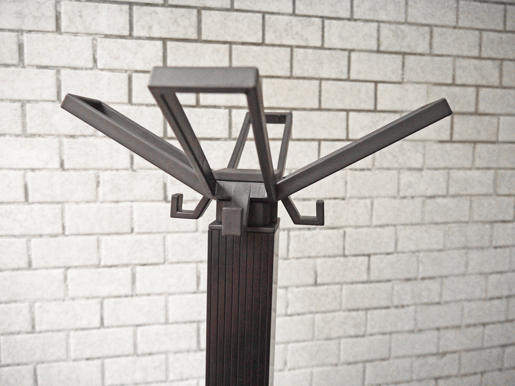 カルテル Kartell セグメンティ SEGMENTI5160 コートハンガー ブラック ミケーレ デ ルッキ カッシーナ ixc. 取扱 イタリア 中古品 買い取りしました。