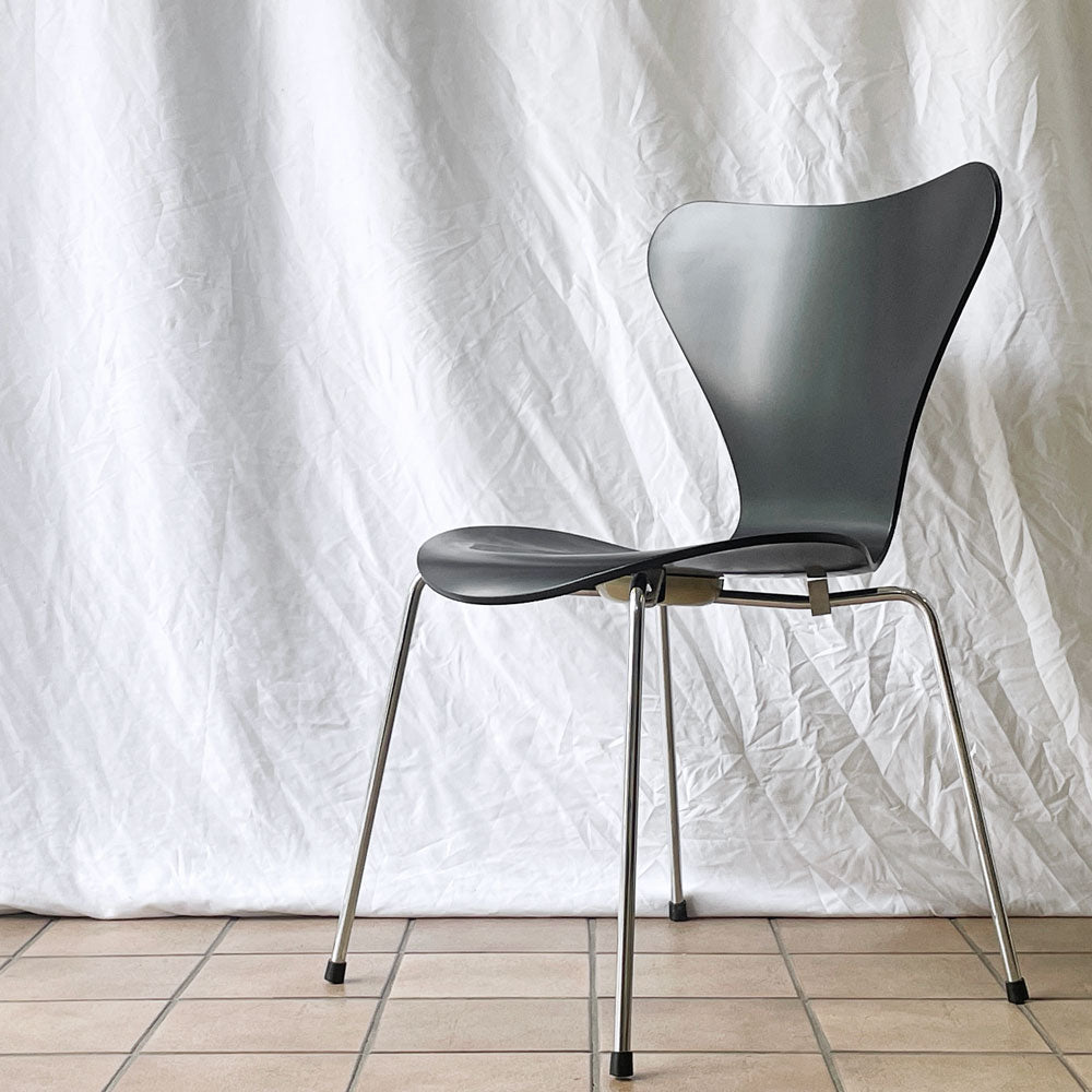  【用賀店】フリッツハンセン Fritz Hansen セブンチェア ダイニングチェア ブラック ラッカー再塗装 アルネ・ヤコブセン デンマーク 北欧家具 買取させていただきました。