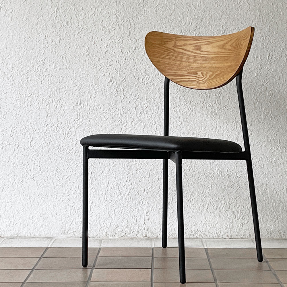 【用賀店】ノラ nora. ジャガー JAGUAR ダイニングチェア アッシュ スチール プライウッド PVCレザー 関家具 展示美品 買取させていただきました。