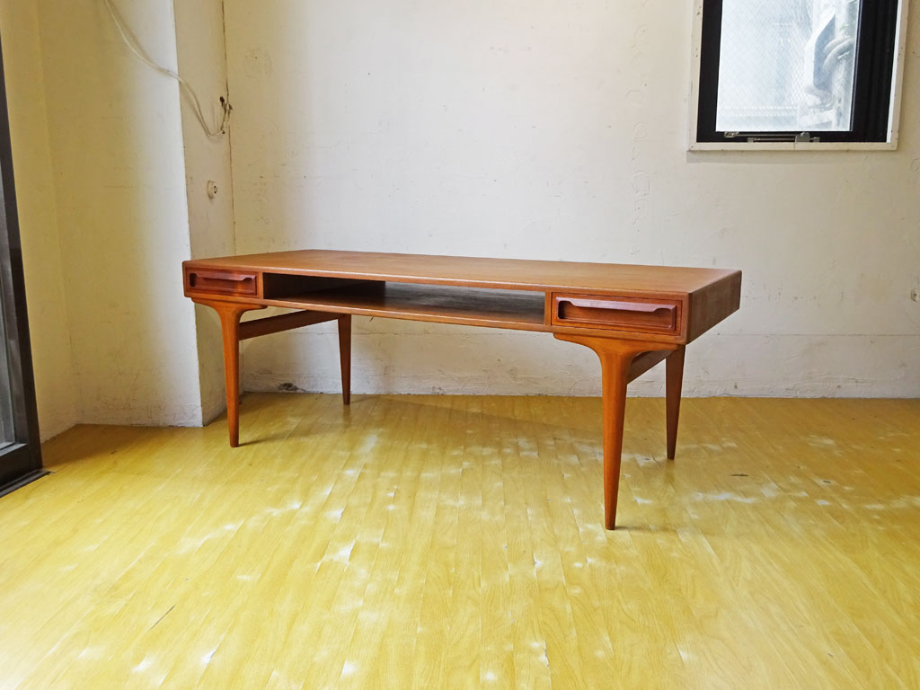 Trensum社 コーヒーテーブル Coffee table ヨハネス・アンダーセン Johannes Andersen 北欧ビンテージ スウェーデン karf取扱 中古品 買い取りしました。