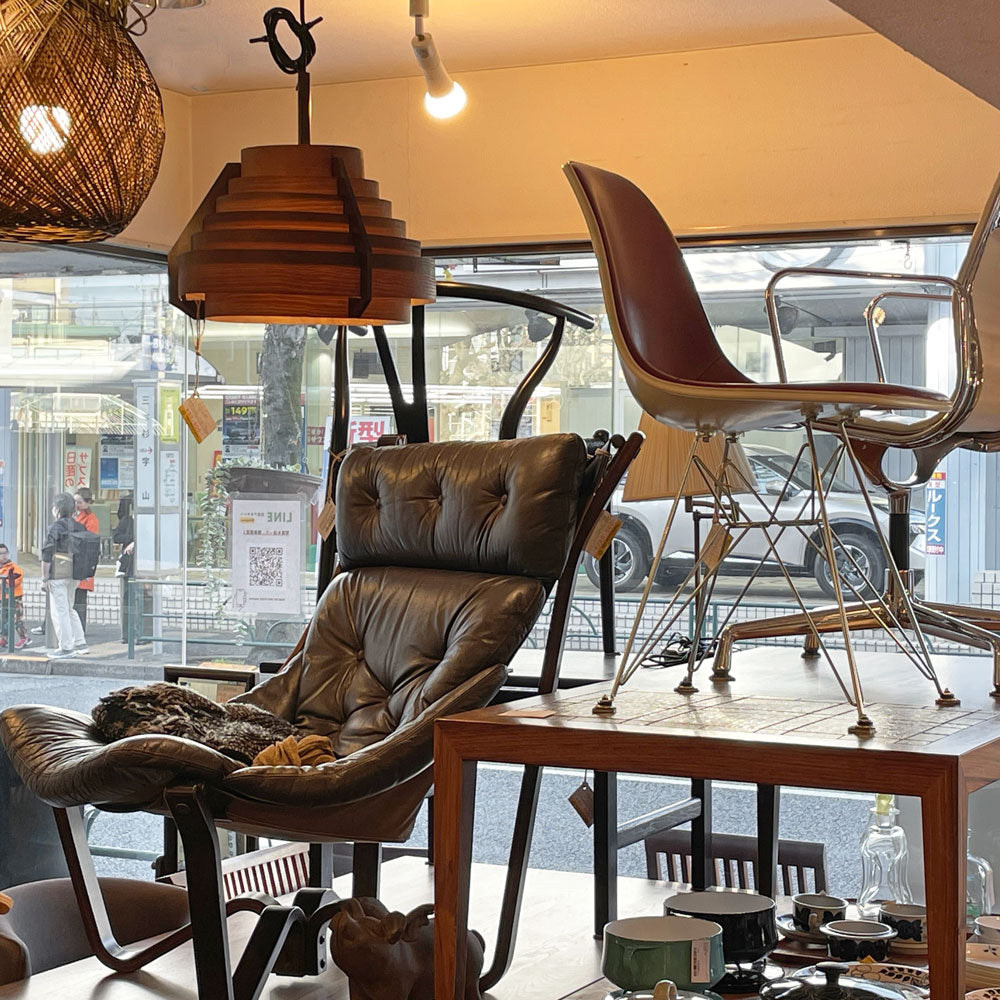 用賀店 今月の店内紹介　～あれ、11月はどこ？～