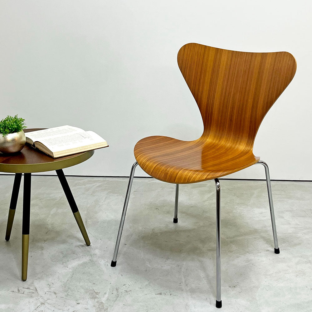 【祖師ヶ谷大蔵店】フリッツハンセン Fritz Hansen セブンチェア Seven Chair ダイニングチェア アルネヤコブセン Arne Jacobsen ウォールナット材 北欧家具 買取させていただきました。