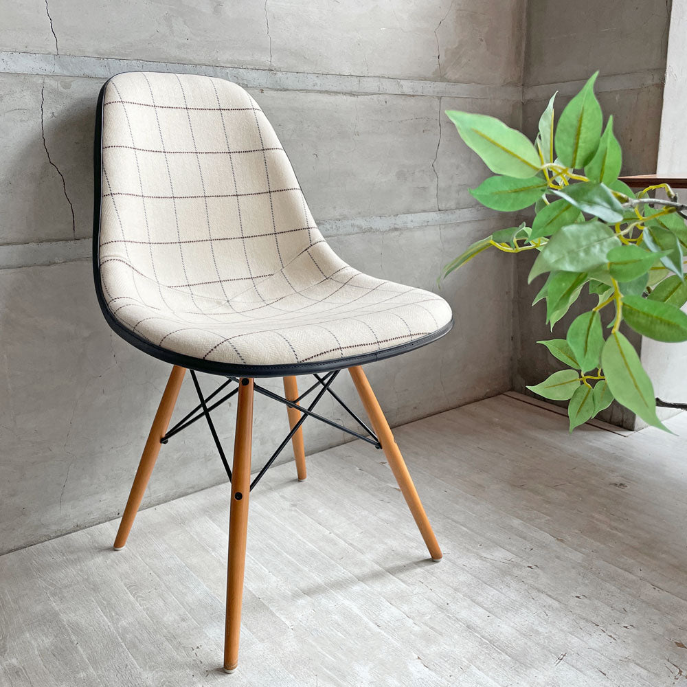 ハーマンミラー Herman Miller サイドシェルチェア サード 3rd ビンテージ FRP アプホルスター ファブリック ヘリンボーン チェック×アイボリー ダウェルベース イームズ ミッドセンチュリー ファブリック張替済  ～ 