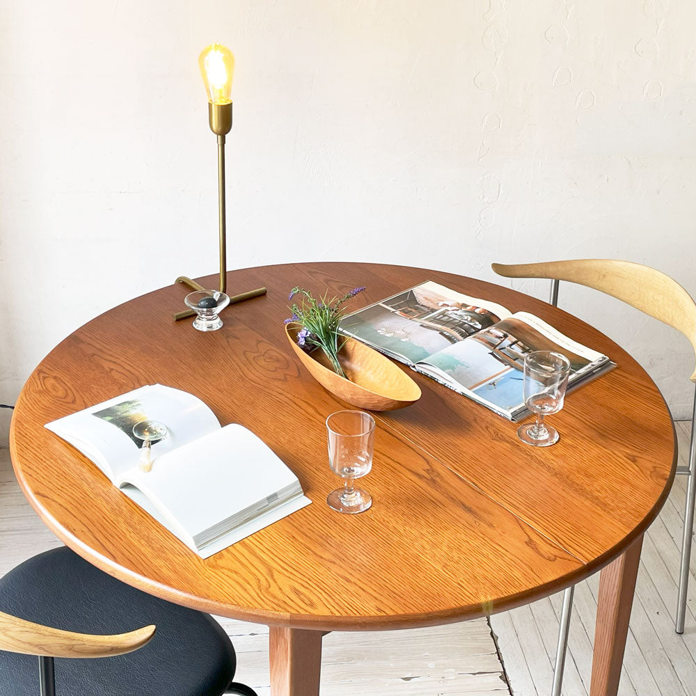 【下北沢店】真鍮 テーブルランプ クランク型 デスクライト アンティークスタイル 店舗什器 買取させていただきました。