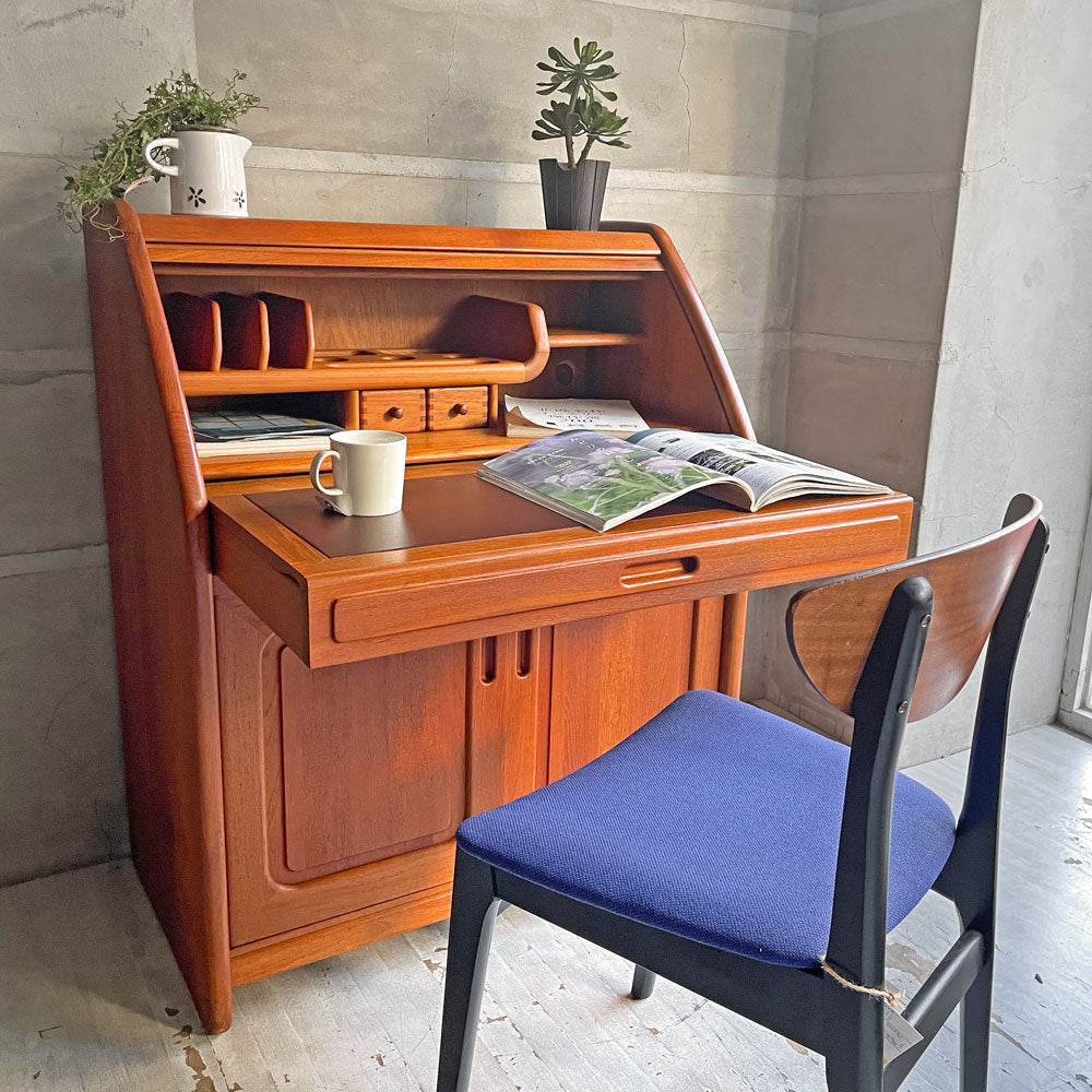 ランゲスコフ・モベルファブリック Langeskov Møbelfabrik A/S ライティングビューロー キャビネットデスク ロールトップ 蛇腹扉 チーク無垢材 デンマークビンテージ 北欧家具～変身、変形、ギミック～