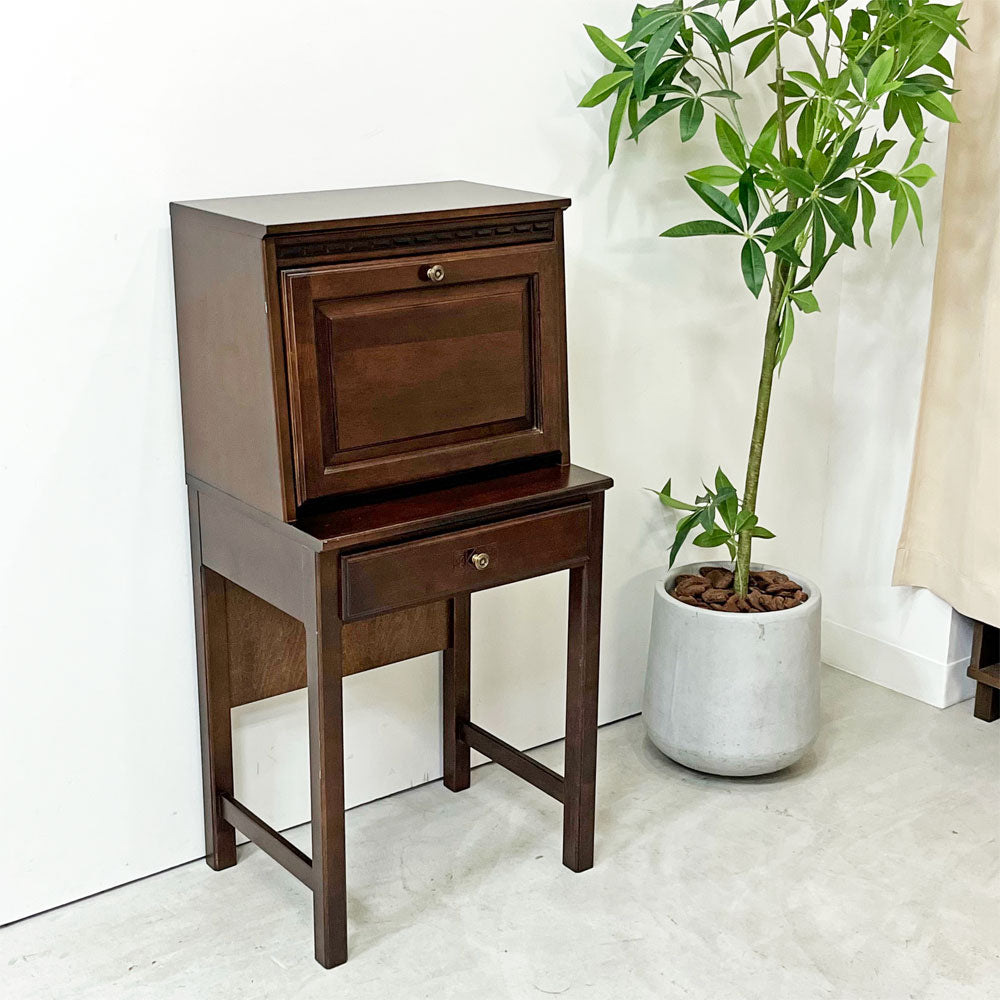 【祖師ヶ谷大蔵店】カリモク karimoku スモール ライティングデスク 書斎デスク ライティングビューロー キャビネット コロニアルデザイン 日本の老舗家具 買取させていただきました。