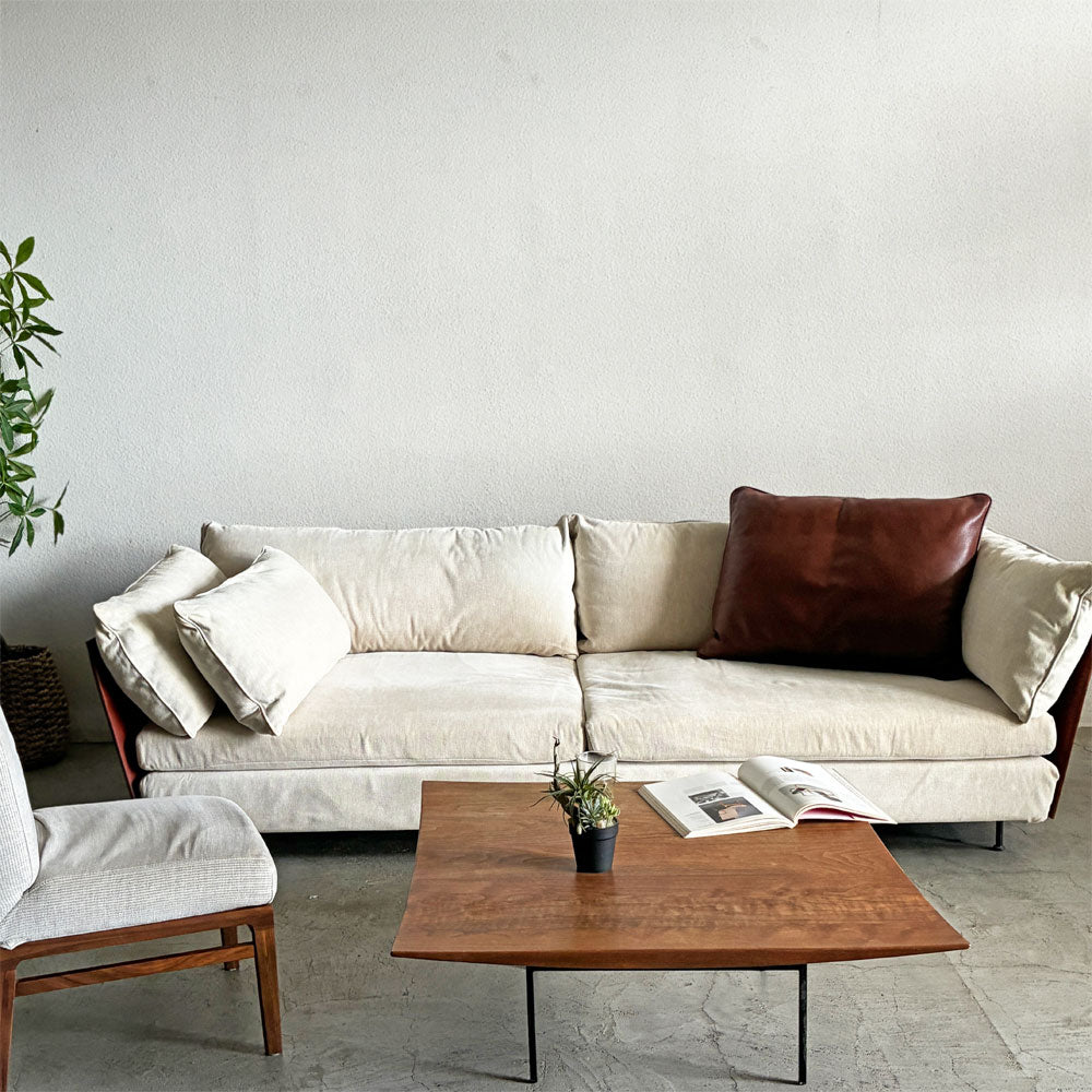 【登戸BASE店】リッツウェル Rizwel ライトフィールド モデュラーソファ LIGHT FIELD MODULAR SOFA ファブリック 厚革張り 本革 オフホワイト系 テラコッタ 幅248cm iFデザイン賞受賞 ラグジュアリーモダンテイスト 定価約179万円 買取させていただきました。