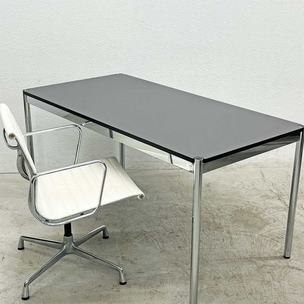 【登戸BASE店】USMモジュラーファニチャー USM Haller USMハラーテーブル ワーキングデスク ダイニングテーブル グラファイトグレーリノリウム W150×D75×H74cm アジャスター買取させていただきました。