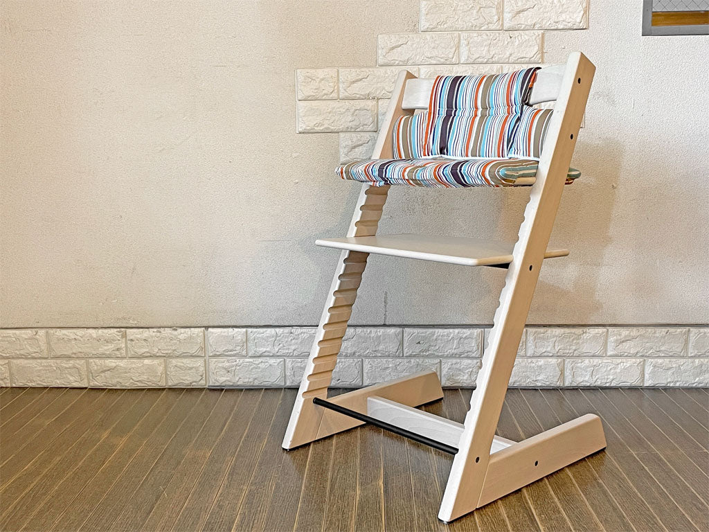ストッケ STOKKE トリップトラップ TRIPP TRAPP ベビーチェア キッズチェア S/N4～ 専用クッション付 ノルウェー 北欧家具 参考総額47,798円  中古品  買い取りしました。